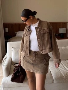 Dripcurv 大码女式浅棕色无弹力牛仔外套，休闲宽松版型，复古风格，适合新年穿着。 - 卡其色 - 查看 3