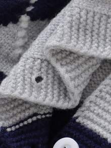 SHEIN Macacão Casual de Moda Infantil Masculina, Padrão de Diamante Fofo Branco, Cinza, Azul Marinho Listrado em Tricô, Macio e Confortável, Adequado para Uso Diário, Passeios, Viagens, Férias, Casa, Creche, Brincadeiras de Crianças, Natal, Volta às Aulas, Festas