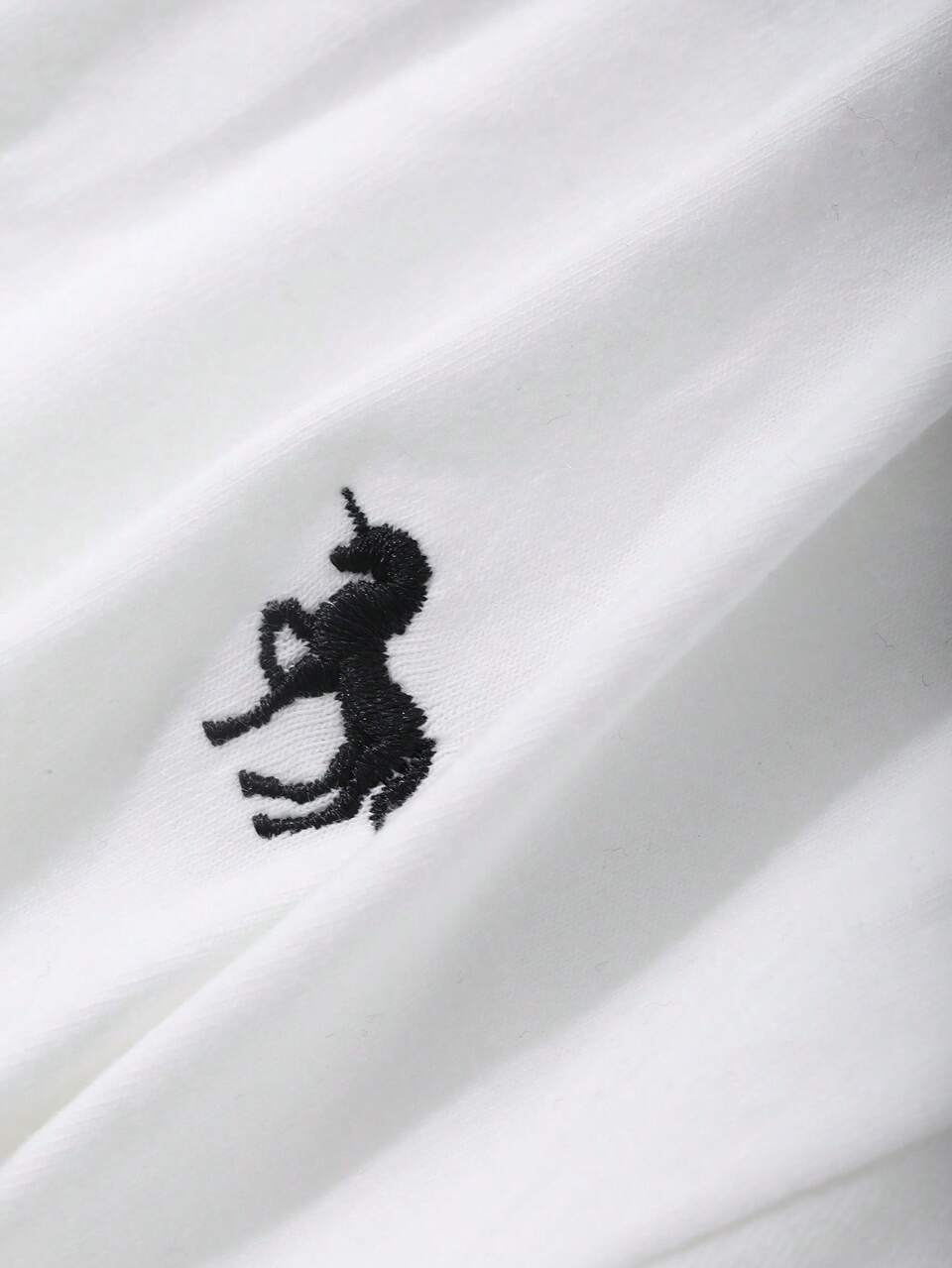 Women's V-Neck Casual Minimalist Embroidered Short Sleeve T-Shirt Summer Preppy Tops