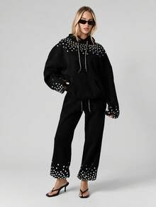 MISSGUIDED 女士缀饰水钻连帽衫，配有抽绳和中央口袋，超大套头衫 - 黑色 - 查看 3