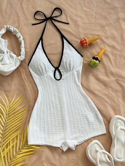 Soleia 女士休闲度假新款 V 领露背系带蝴蝶结镂空黑白撞色修身罗纹连体裤，适合派对、约会、下午茶、海滩