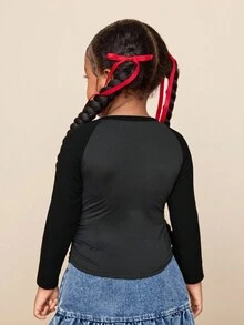 Camiseta casual de cuello redondo y manga raglán de color contrastante para niña - Negro - Ver 2