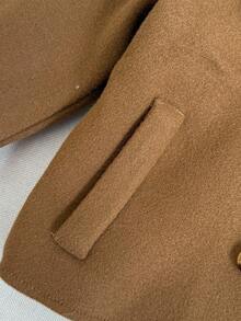 SHEIN Jaket Bayi Laki-laki Gaya Retro Inggris Warna Cokelat Muda, Mantel Kancing dengan Kerah Tebal, Pakaian Ulang Tahun Musim Gugur, Mantel Luar Kasual Sederhana Versi Korea untuk Musim Dingin - Coklat - View 5