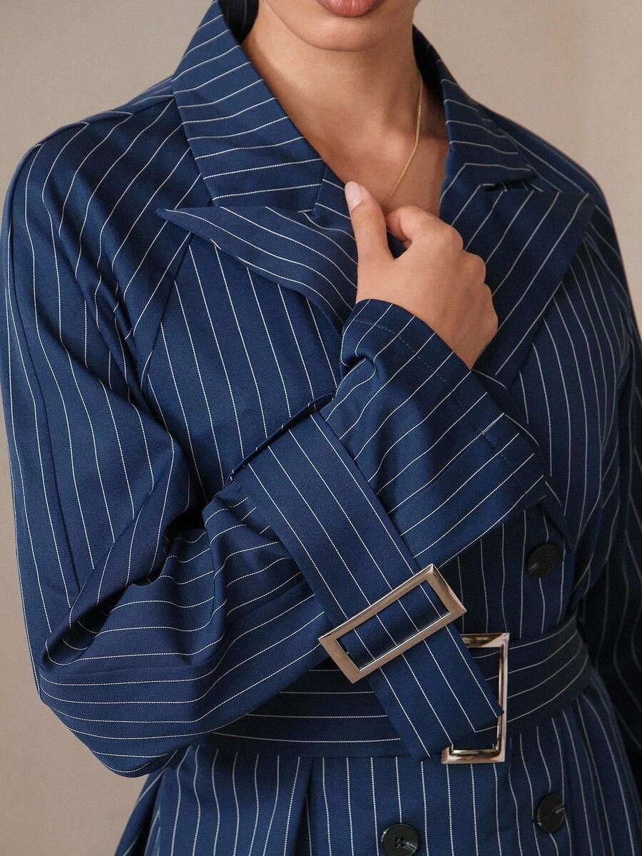 Modelyn 女式蓝色正装西装外套，带金属装饰，条纹，系腰带，双排扣，适合秋冬装 - 藍色 - 查看 1