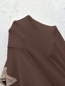 SHEIN Frenchy Koszulka żakardowa z łatką i koronkowym kołnierzykiem w dużym rozmiarze na jesień - Brązowy - Zobacz 6