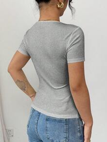 INAWLY 性感修身金属扣罗纹休闲短袖女式T恤 - 灰色 - 查看 2
