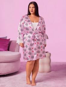 Mean Girls | SHEIN Bata elegante de talla grande con contraste de encaje, estampado de letras y labios, con cinturón, para otoño, atuendo acogedor - Rosa - Ver 3