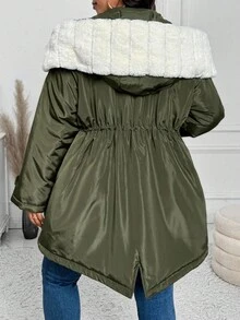 SHEIN CURVE+ 仿皮草连帽派克大衣，舒适修身，大码大码夹克，大码冬装，大码夹克，大码连帽夹克，大码派克大衣，秋季/秋冬 - 綠色 - 查看 2