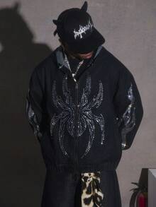 Manfinity Roghcode Áo khoác denim rách nam có họa tiết đá pha lê hình ngọn lửa, có mũ trùm đầu, phong cách đường phố Mỹ Punk đá pha lê màu đen cỡ lớn, tiệc disco cho áo khoác denim đã giặt, mùa thu - màu đen - Xem 7