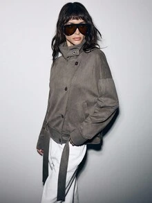 Lumivelle 女士秋冬休闲宽松下摆抽绳腰部仿麂皮连帽短款风衣 - 灰色 - 查看 6