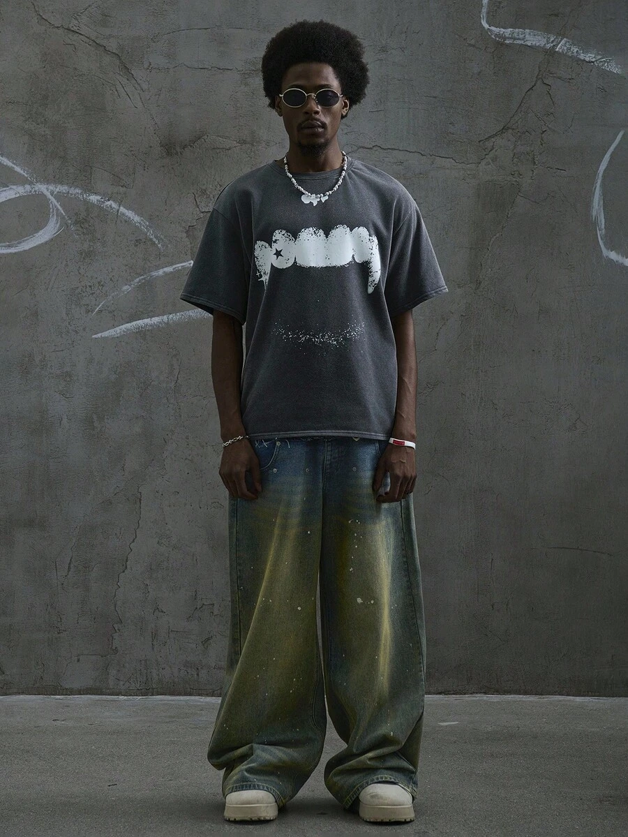 Manfinity ZONE917 Men's Loose Street Style White Distressed Vampire Fang & Star Print Black Splatter T-Shirt, Emo - Black - View 1