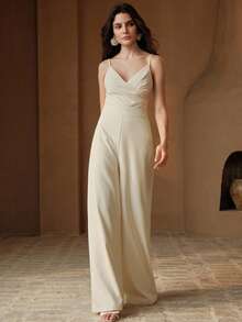 Anewsta 女士优雅浪漫现代细肩带腰部收紧 V 领褶皱胸部设计露背透明蕾丝连体裤直筒裤，新年服装 - 杏色 - 查看 1