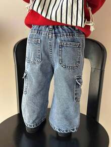 SHEIN Baby Boy Fashion Vintage Cool Blue Denim Loose Cargo Pants Fall Winter,For Baby Fall/Winter Dailywear Costume,Boys Streetwear Outfits,Halloween Outfits,Christmas Outfits,Winter Jeans,Toddler Jeans,Warm Jeans - Medium Wash - View 2