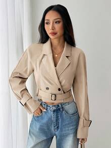 SHEIN PETITE 女士卡其色短款休闲宽松风衣，配腰带，秋季外套，秋装，适合度假、返校、冬季、感恩节等各种场合，休闲百搭。这款短款风衣休闲舒适，质感十足，是升级版，适合温暖的秋冬季节穿着。 - 卡其色 - 查看 4