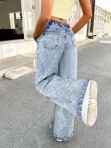 SHEIN 少女Y2K低腰锐舞90年代水洗街头斜插口袋破洞镂空宽松直筒牛仔裤，度假，Y2K宽松牛仔裤，Y2K牛仔裤，镂空牛仔裤，破洞牛仔裤，酸洗牛仔裤，秋冬 - 淺色水洗藍 - 查看 2