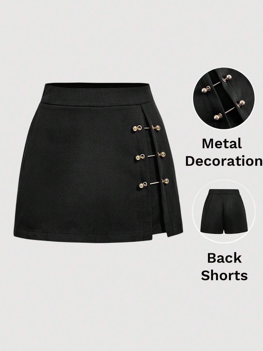 SHEIN MOD Women's Casual Minimalist Metal Buckle Decoration Black Shorts, Versatile For Commuting - Black - View 1