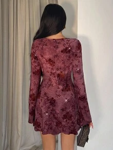 Glamine 网纱花卉植绒前系带装饰圆领性感魅力连衣裙，浪漫约会及日常穿着皆宜，优雅喇叭袖收腰设计，尽显优雅气质，咖啡色花卉亮片连衣裙 - 咖啡棕 - 查看 6