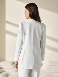 CLARA VERO Damen Einfarbige Lange Ärmel Blazer Jacke mit Knopfdetails vorne - Weiss - Übersicht 2