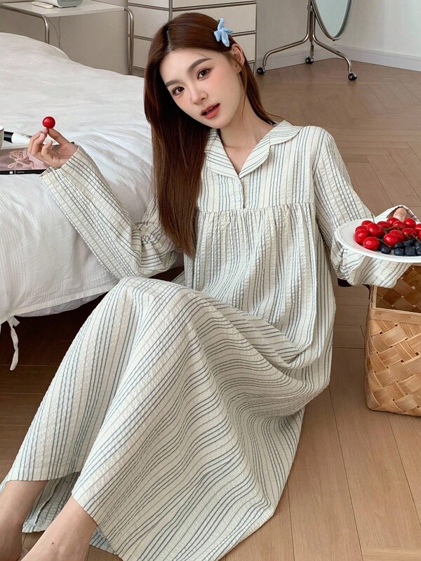 DAZY 褶皱条纹面料宽松半拉链前家居服，Moo Moo，秋季睡衣，舒适服装