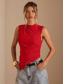 SHEIN BAE Women's Solid Color Sleeveless Cropped Casual Tank Top With Asymmetrical Hem,Multipack - Red - View 4