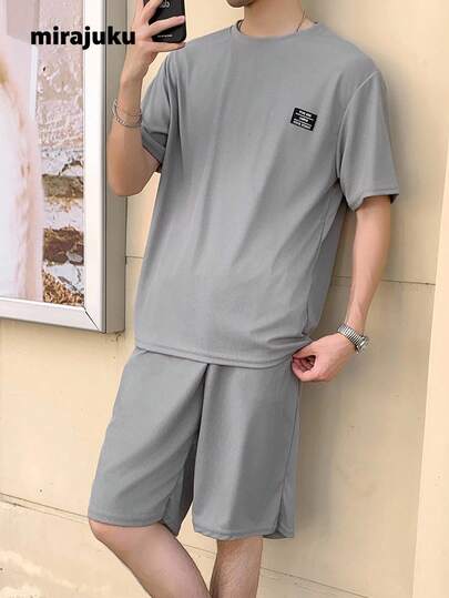 SHEIN Teen Boy Texture Waffle Grid Fabric Solid Color Short Sleeve Top And Shorts 2pcs Set, School, Campus, College