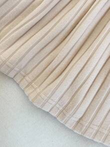 SHEIN 2pcs Baby Girls Dress + Plush Vest Cute Elegant Set, High Collar Long Sleeve Ruched Ribbed Thermal Lined Lantern Sleeve Dress Paired With Warm Plush Vest Jacket, Retro Casual Versatile Korean Style With Bow Design, Suitable For Daily Outings, Birthday, Holiday Parties In Autumn/Winter Fall