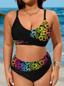 SHEIN Swim Curve 加大码 2 件套纯色可调节肩带设计搭配高腰拼接泳装，优雅女士海滩度假泳装 - 黑色 - 查看 1