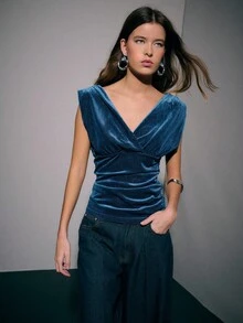 Nöista Débardeur en velours côtelé bleu marine avec col en V profond et détails froncés ; un débardeur en velours parfait pour les occasions formelles, les hauts du soir et un style sophistiqué ; approprié pour l'automne, l'hiver, Halloween et les événements du Nouvel An.