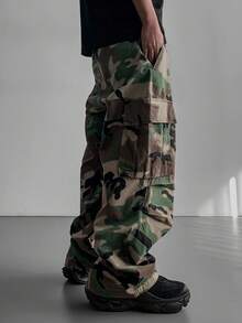 Manfinity EMRG Men Camo Print Pocket Cargo Pants, Fall