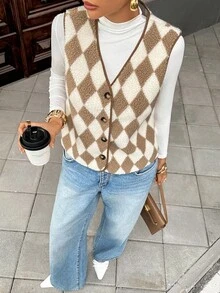 Chiquease Women's Diamond Pattern Furry Open Front Button Sleeveless Jacket - Khaki - View 3