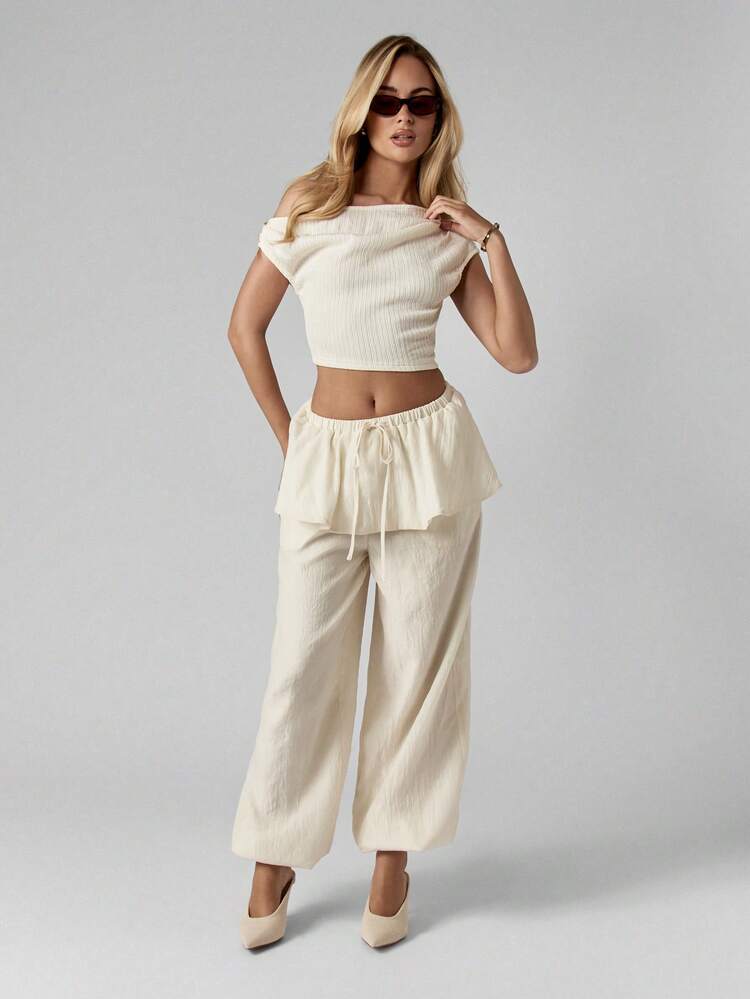 MISSGUIDED Balloon Style Wide Leg Pants With Ruffle Waist Detail And Drawstring Tie For Casual Spring Summer Wear
