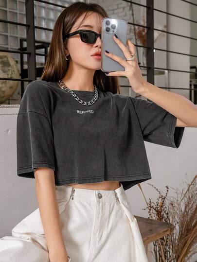 DAZY 字母图案落肩短款 T 恤 夏季