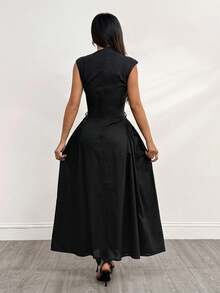 SHEIN PETITE 女士纯色斜肩褶饰腰优雅连衣裙 - 黑色 - 查看 3