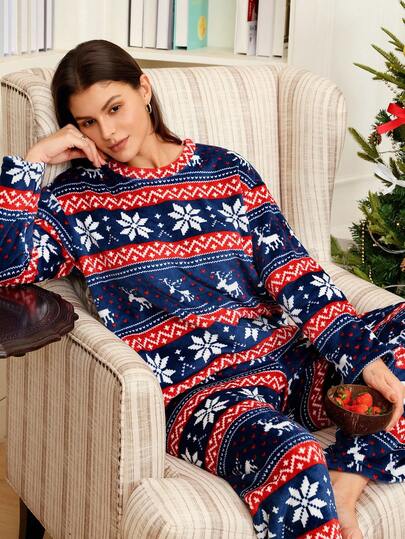 SHEIN Doze Lane Women's Round Neck Christmas Element Print Flannel Fluffy Pajama Set  Cozy And Elegant Details, Fall Winter Clothes