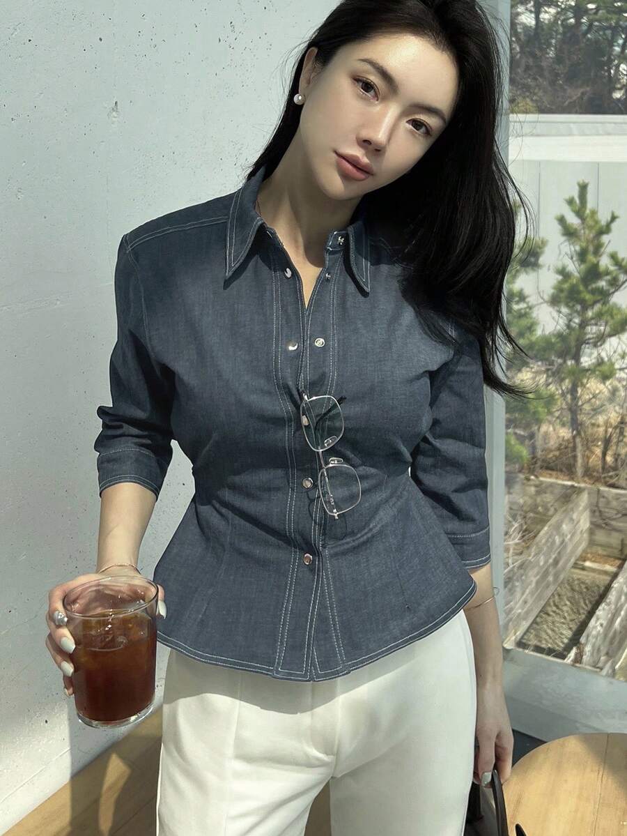 DAZY Women's Solid Color Fitted Short Denim Blouse, Autumn - Light Wash - View 1