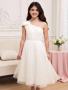 Vestido con volantes de malla, escote con hombros al descubierto, detalles de perlas y rhinestones y moño para niñas preadolescentes - Blanco - Ver 3