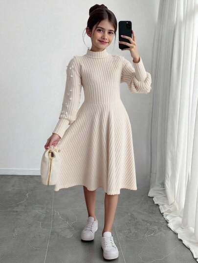 SHEIN 青少年女孩优雅立领羊腿袖串珠腰部荷叶边下摆纯色针织连衣裙，杏色天鹅绒质地