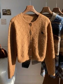 Comfortcana 2025新款极简主义秋冬女式休闲刺绣细节时尚开衫，秋冬乡村风女式外出棕色毛衣 - 綠色 - 查看 5