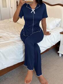 SHEIN Côtesoire 女士 V 领前短后长白色蝴蝶结荷叶边柔软薄牛奶丝短袖裤，休闲舒适家居服 2 件套 - 藍色 - 查看 4