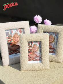 Plush Photo Frame - A Square Photo Frame Made Of Comfortable Fabric. This Frame Is Suitable For Elegant Home Decoration When Hung On The Wall Or Placed On The Table, And Is Also Suitable For Displaying Wedding Or Family Photos. It Can Also Be Given As A Christmas/Birthday Gift. - Multicolor - View 10