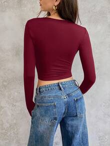 SHEIN Unity 1 件女式纯色深 V 领长袖蕾丝拼布修身短款上衣猎豹印花 T 恤，适合春季 - 酒紅色 - 查看 2