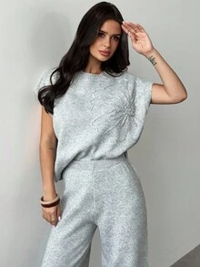 Firerie 女士时尚休闲度假 3D 扭纹圆领无袖毛衣上衣和裤子毛衣套装，休闲宽松裤套装，秋冬灰色扭纹毛衣套装 - 灰色 - 查看 5