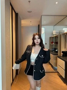 Flirla Modische Jacke in Große Größen mit minimalistischem Kontrastfarbbesatz