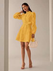 Lilora 优雅甜美提花纹理优质立领收腰大A字型前扣泡泡袖灯笼袖短款女士连衣裙，春夏奶油色连衣裙维多利亚复古风格连衣裙法式风格连衣裙象牙色连衣裙都市风格 - 金色 - 查看 3