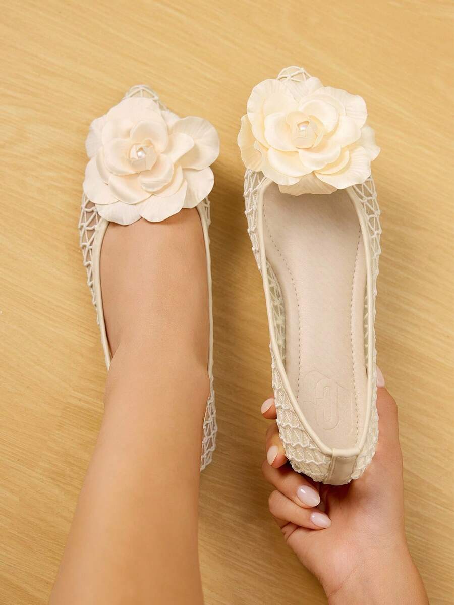 CUCCOO HITCHD 全新优雅蝴蝶结芭蕾平底鞋，舒适百搭米色尖头一脚蹬鞋 - 米色 - 查看 1