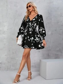 SHEIN Clasi Women's Fashion Casual Printed V-Neck Waist Cinched Short Dress - Black - View 5