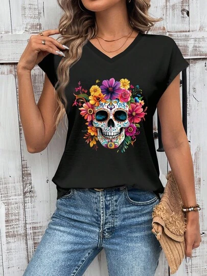 EMERY ROSE Women's Daily Casual V-Neck Short Sleeve T-Shirt, Day Of The Dead Skull And Flower Pattern, Ideal For Vacations, Casual Outings, Music Festivals, Beach Getaways Women Graphic T Shirt Floral Skull T Shirt V Neck Tshirts Women Sugar Skull T Shirt Skull Shirt