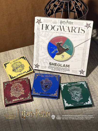 Harry Potter™ X SHEGLAM 哈利波特™ 霍格華茲之家眼影盤套裝 4 件組閃光霧面眼影盤套裝 顏色/顏色均勻著色光滑可混合眼影眼影 品牌 美容 化妝 化妝品 適合女性與女孩 完美搭配冬季春季 Y2K 時尚 流行 生日禮物 假期 派對準備就緒 最佳顏色