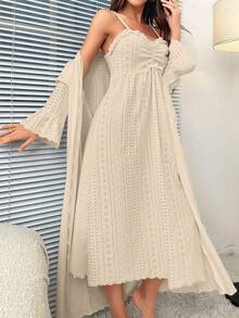 束緊拉繩前眼let刺繡camisole裙和鈴袖浴袍睡衣套裝 - 卡其色 - 查看 1