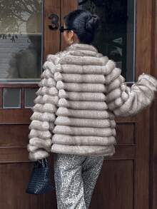 DAZY 女士短款仿皮草外套，秋冬女式外套 - 米色 - 查看 2